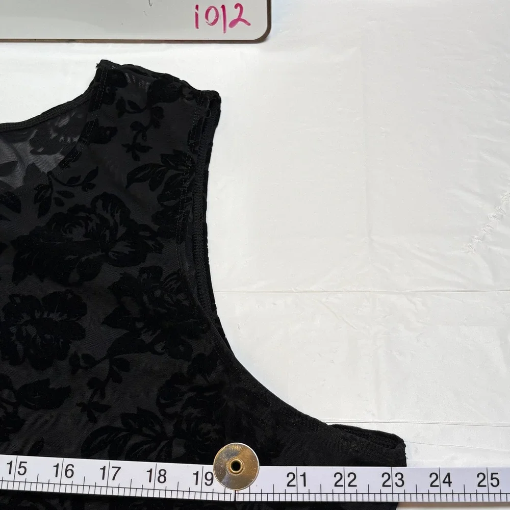 Torrid Curve Black Flocked Velvet Floral Mesh Bodysuit Plus Size 5 Sleeveless - Picture 11 of 12